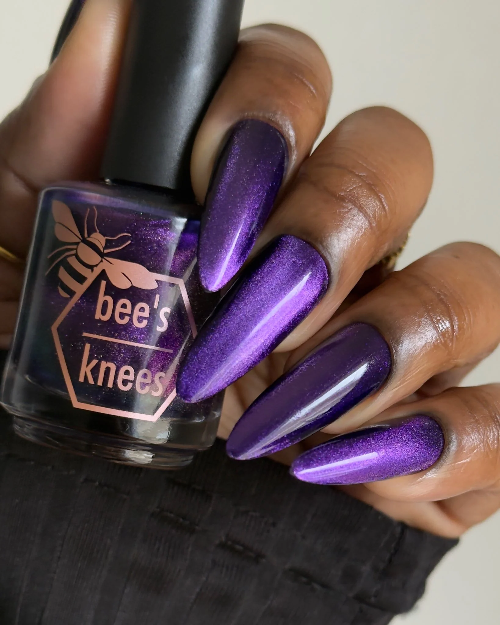 All Hail the Queen - Image 45