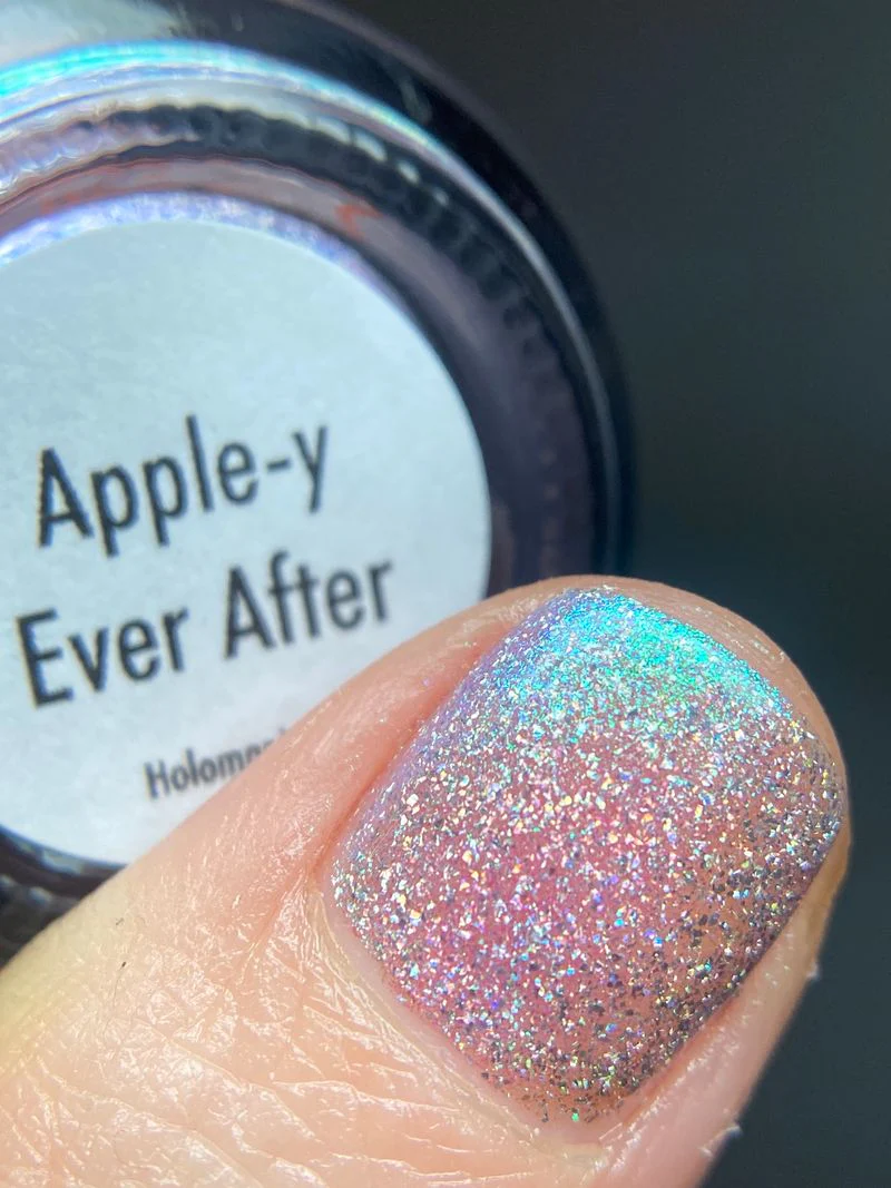 Apple-y Ever After (Holomaniacs) - Image 9